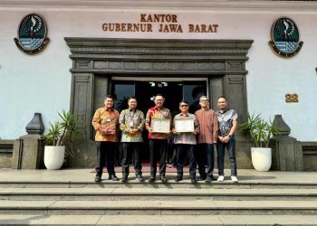KPK Berikan Penghargaan Kepada BPN Kota Depok